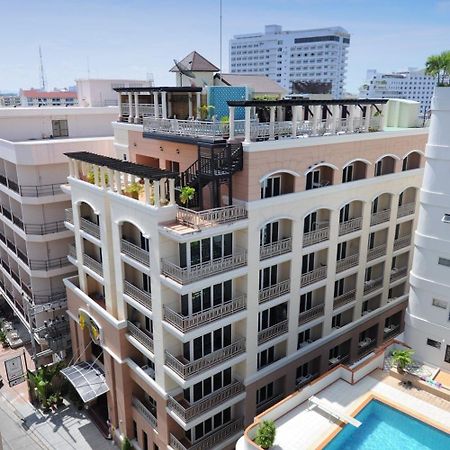 Whitehouse Condotel Pattaya Exteriér fotografie