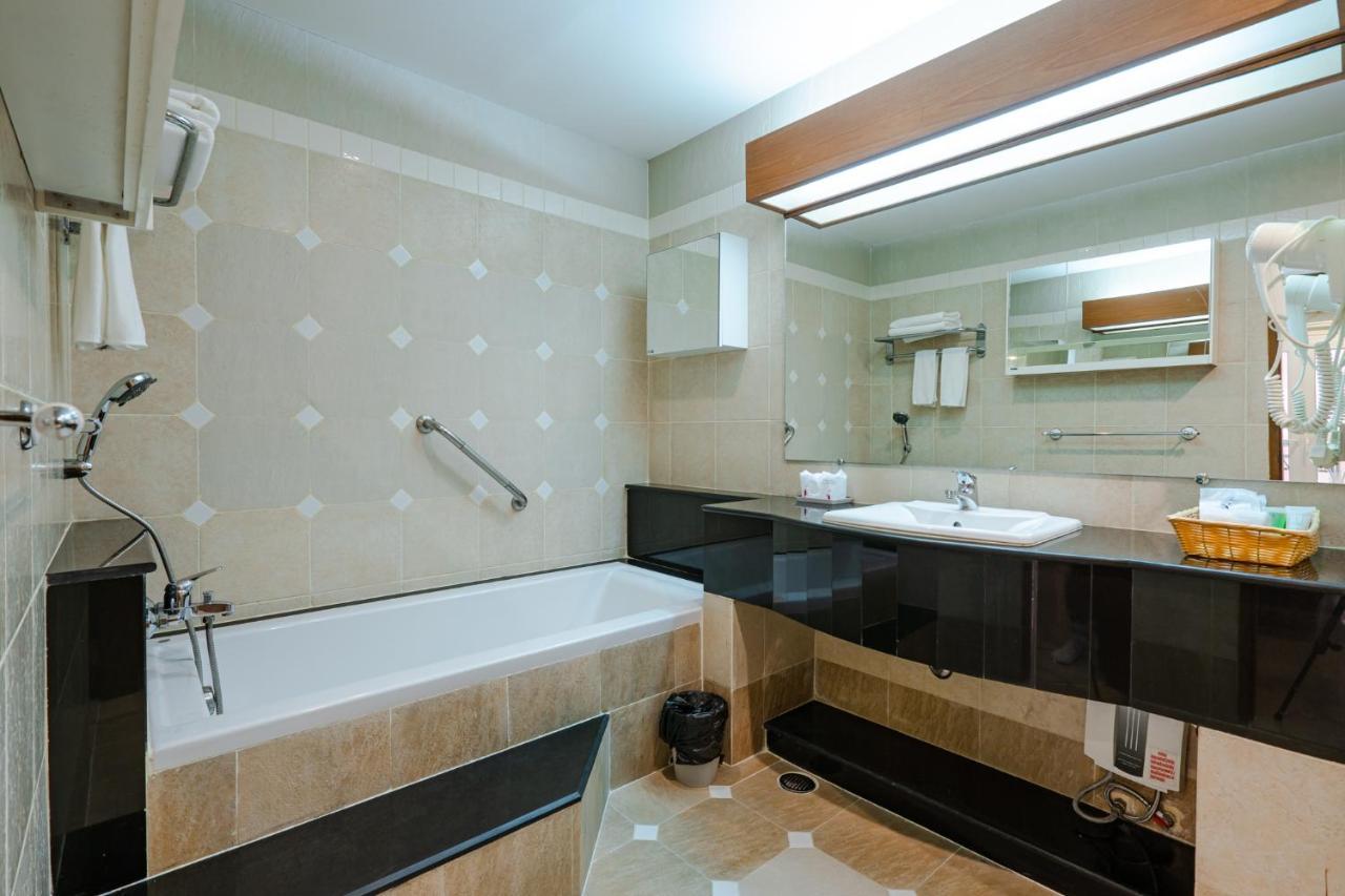 Whitehouse Condotel Pattaya Exteriér fotografie